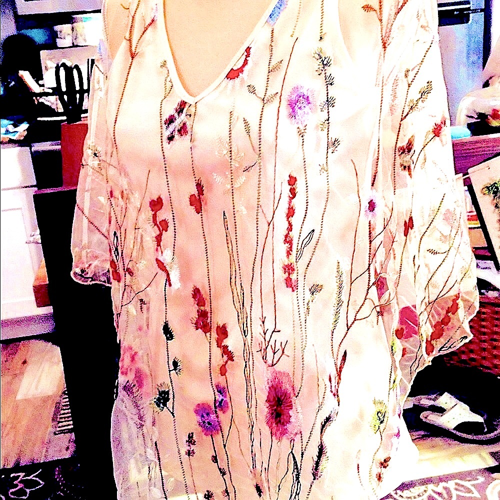 Romantic Ivory Cami w Embroidery Net Overlay Top S